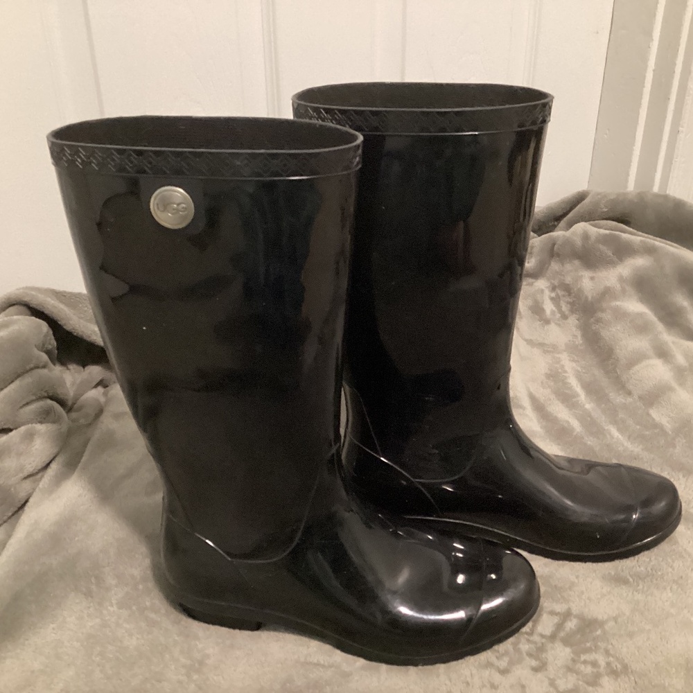 Ugg Rainboots
